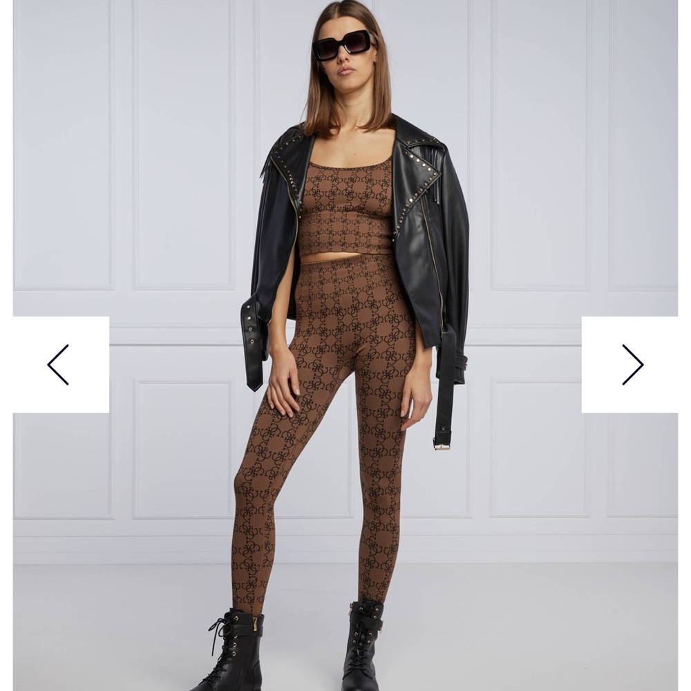GUESS DELLA ALL OVER PRINT CROP TOP(XS/S) AND LEGGINGS (XS/S)